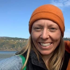 Meet your Posher, Jenn